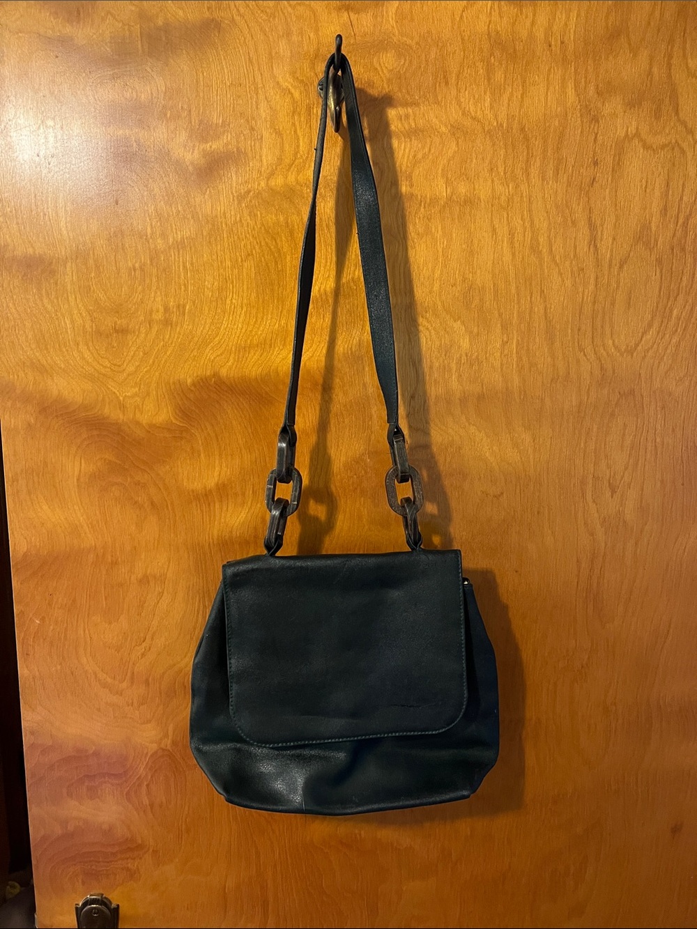 Vintage Boscov’s Black Leather Crossbody Bag w/ wooden ring handle